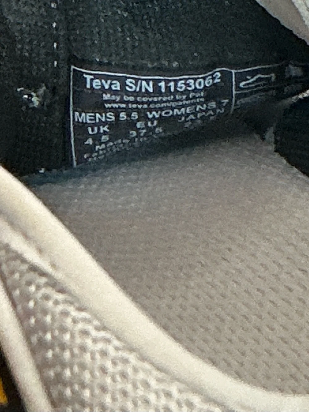 Teva terra canyon